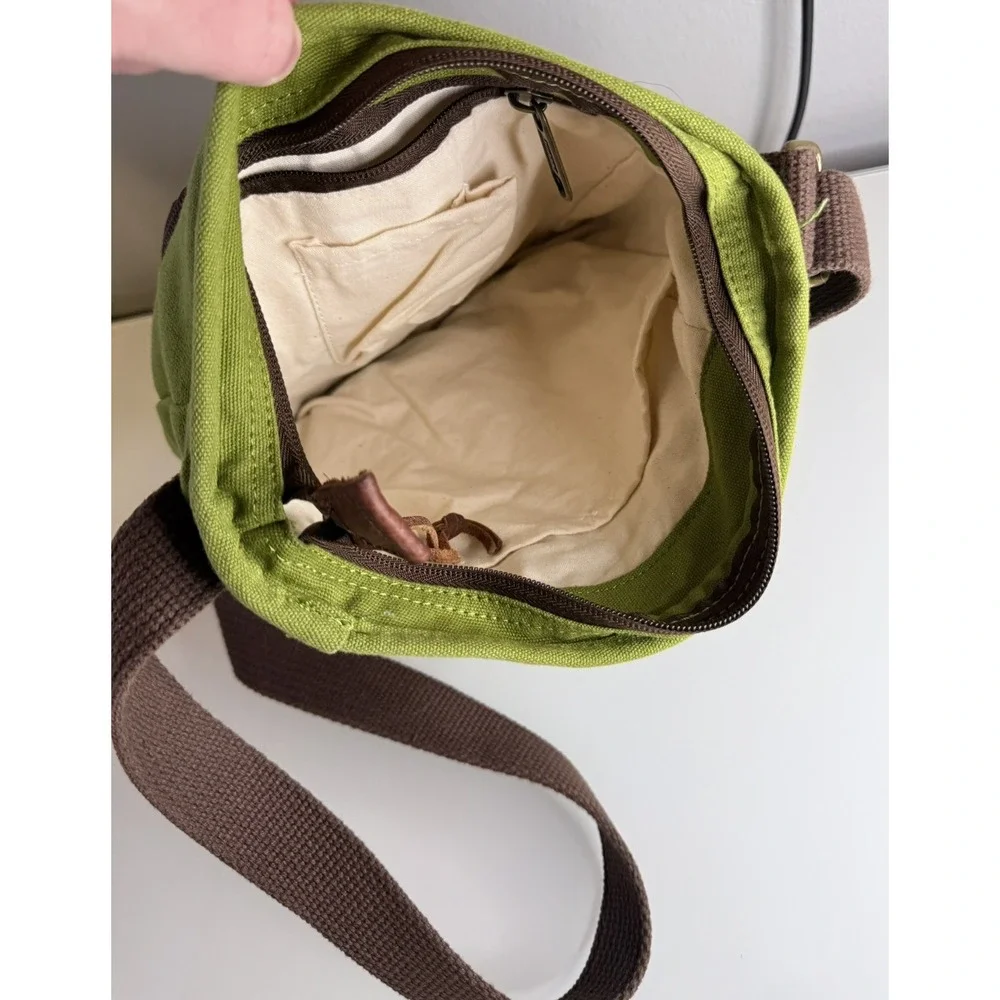 Duluth Trading Co Canvas Organizer Zip Crossbody Bag Green Brown Strap EUC
